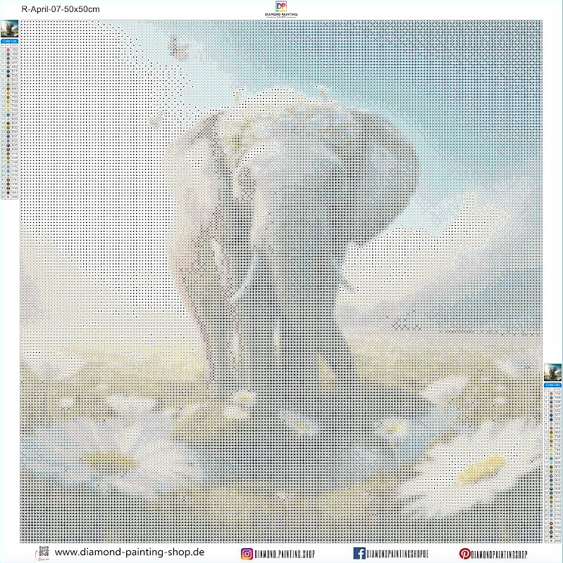 April | Elefant mit Blumenschmuck